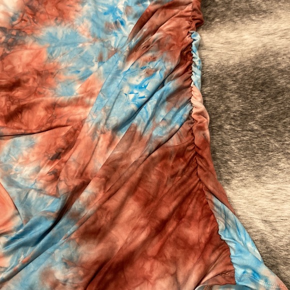 Fashion nova dress - Picture 5 of 6